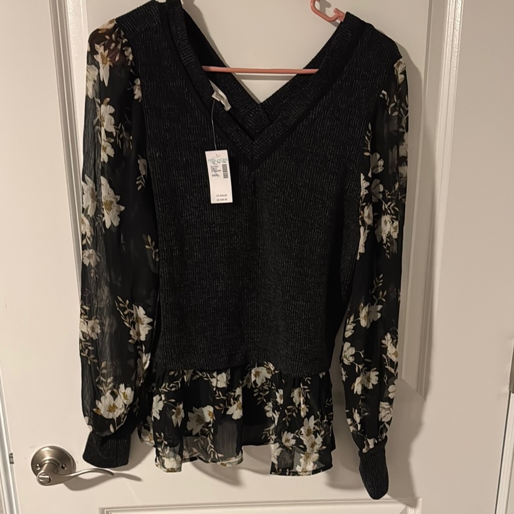 Maurice’s Floral Black Sheer Sleeve Top